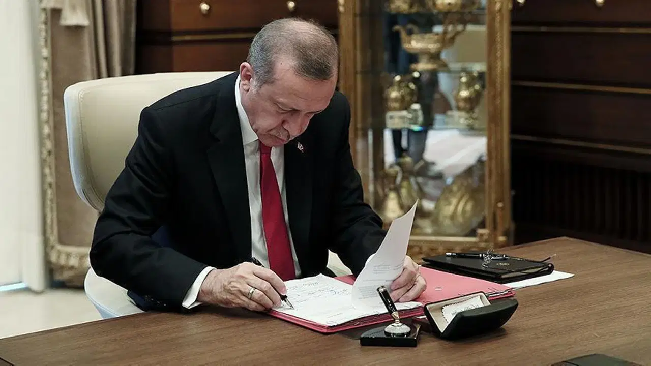 Erdoğan imzaladı: Atamalar Resmi Gazete'de!