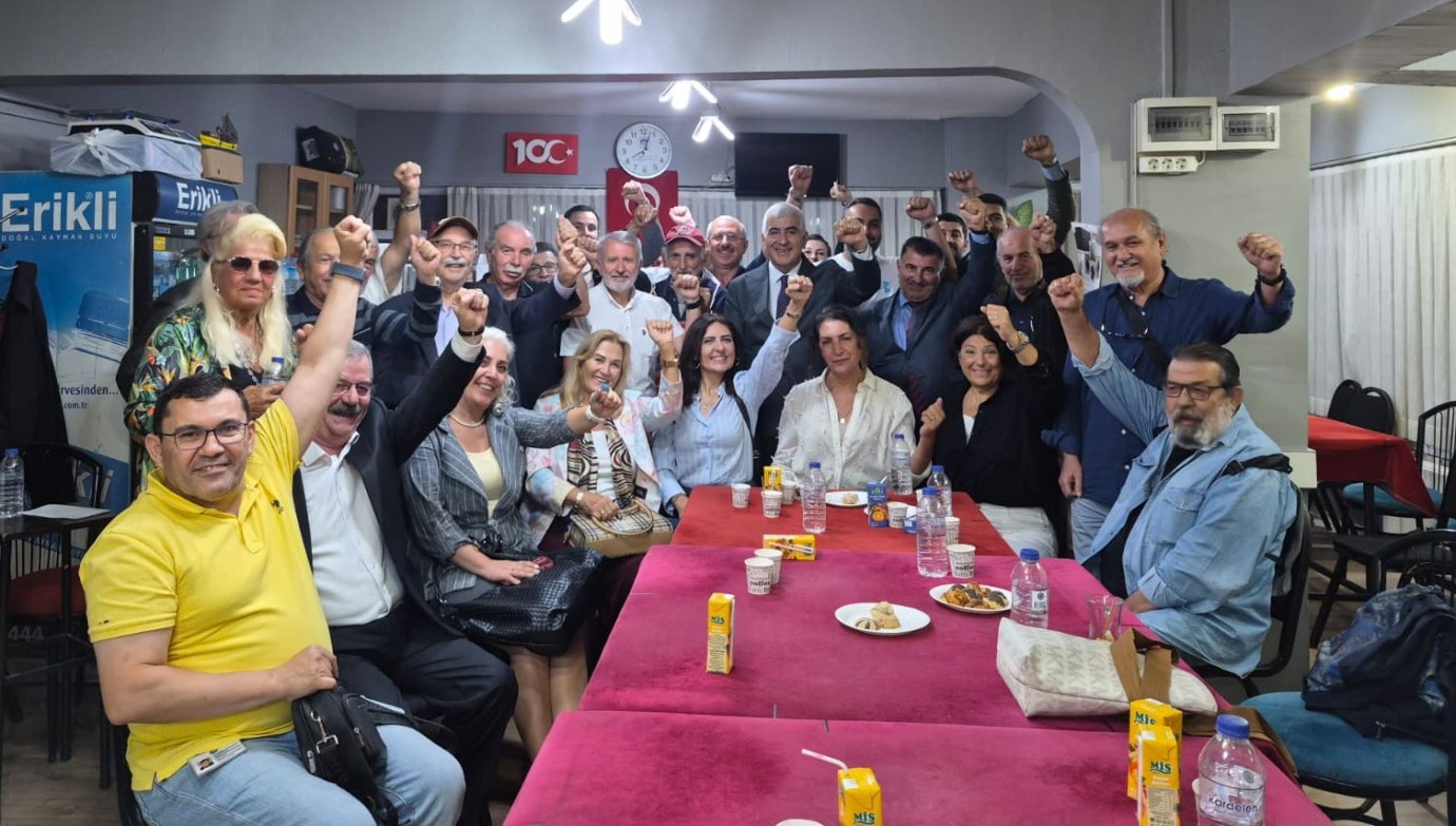 YENİ Parti’de İlçe Başkan adayları üyelerle mahallelerde görüşmelerini sürdürüyor