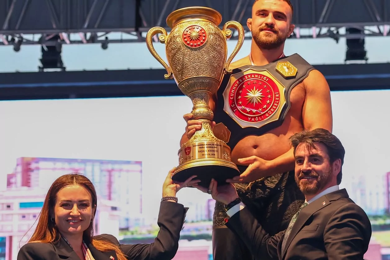 Antalya B. Belediyesi’nden Yağlı Güreş Cumhurbaşkanlığı Kupası’nda 12 Madalya