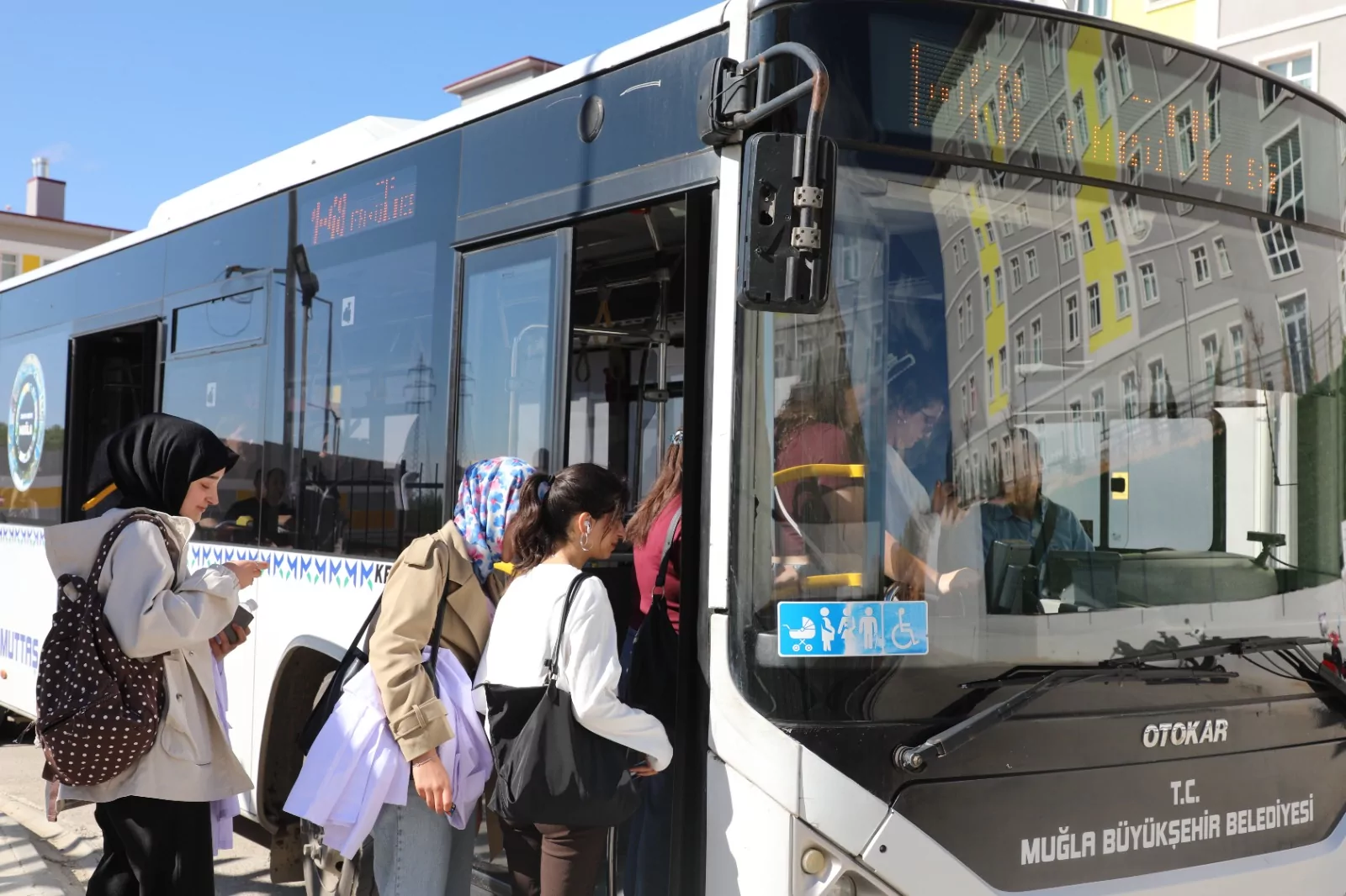 Muğla’da Öğrencilerin Ulaşımını Kolaylaştıran Düzenleme