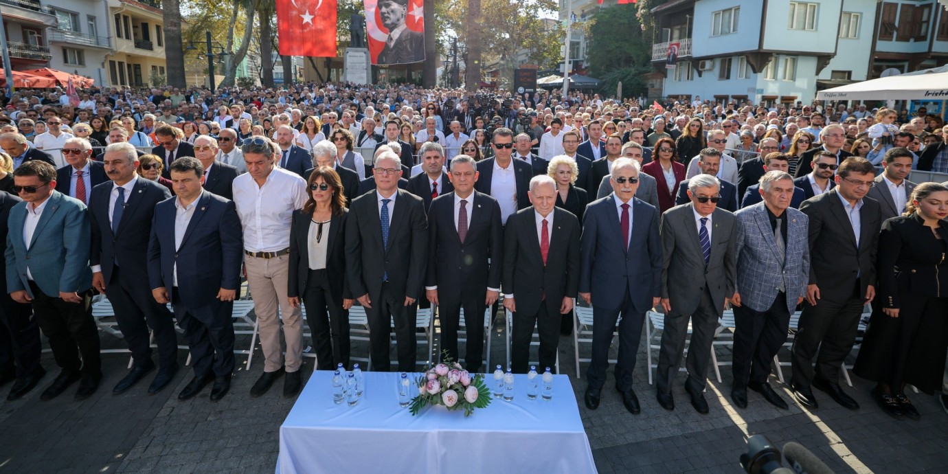 Mudanya'da törende konuşan ÖZEL: “BARIŞIN YOLU, MUDANYA’DAN LOZAN’A DOĞRU UZANDI”