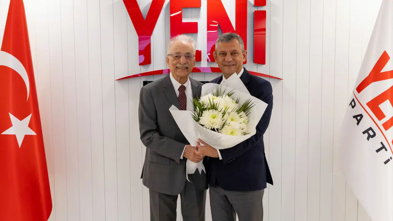 Murat Karayalçın CHP'den istifa ederek YENİ Parti'ye katıldı!  