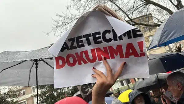 Gazeteciler baskılara ve sansüre karşı sokakta… 10 İl'de eş zamanlı yürüyüş ve basın açıklaması!