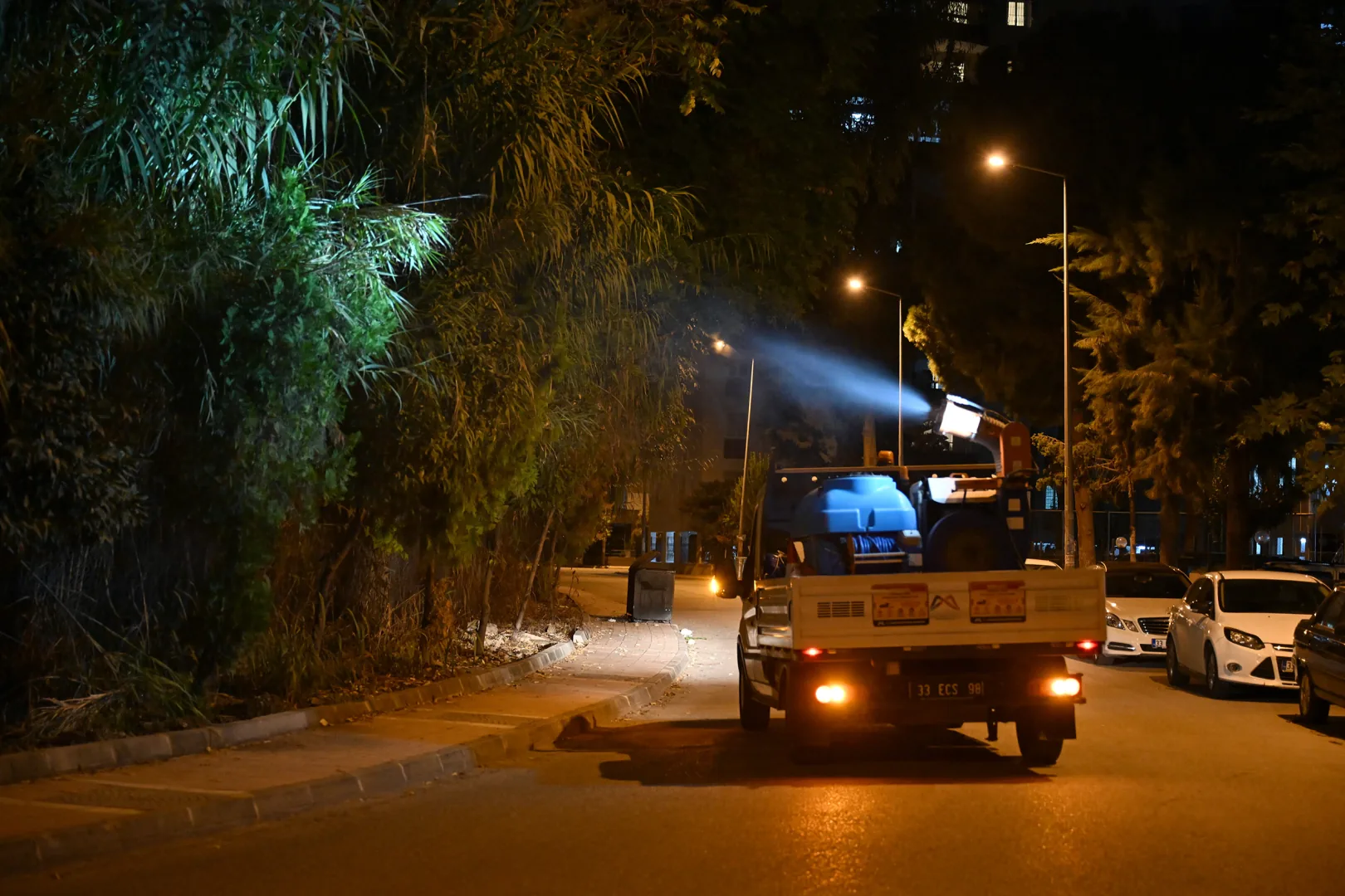 Mersin’de Zararlılara Karşı 13 İlçede Kesintisiz İlaçlama
