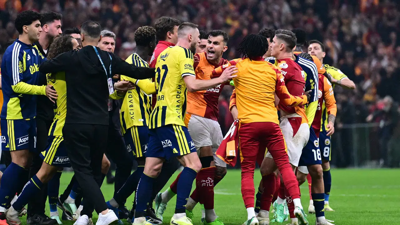 Galatasaray: 'Gürültü geçer, gerçekler kalır'!