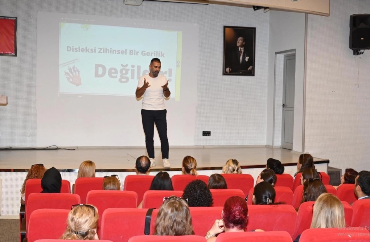Büyükşehir'den Personellere Disleksi Farkındalık Eğitimi