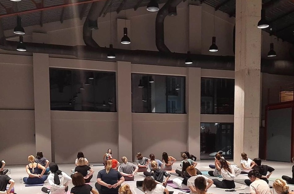 Bursa Nilüfer'de Kadınlar, Spor Yaparken Sosyalleşiyor