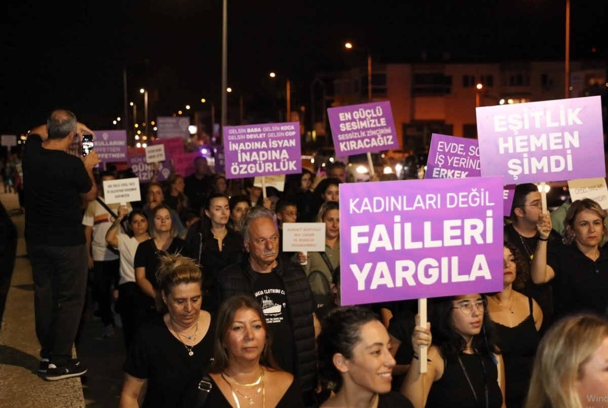 Güzelbahçe, Şiddete Karşı Yürüyüş Düzenledi