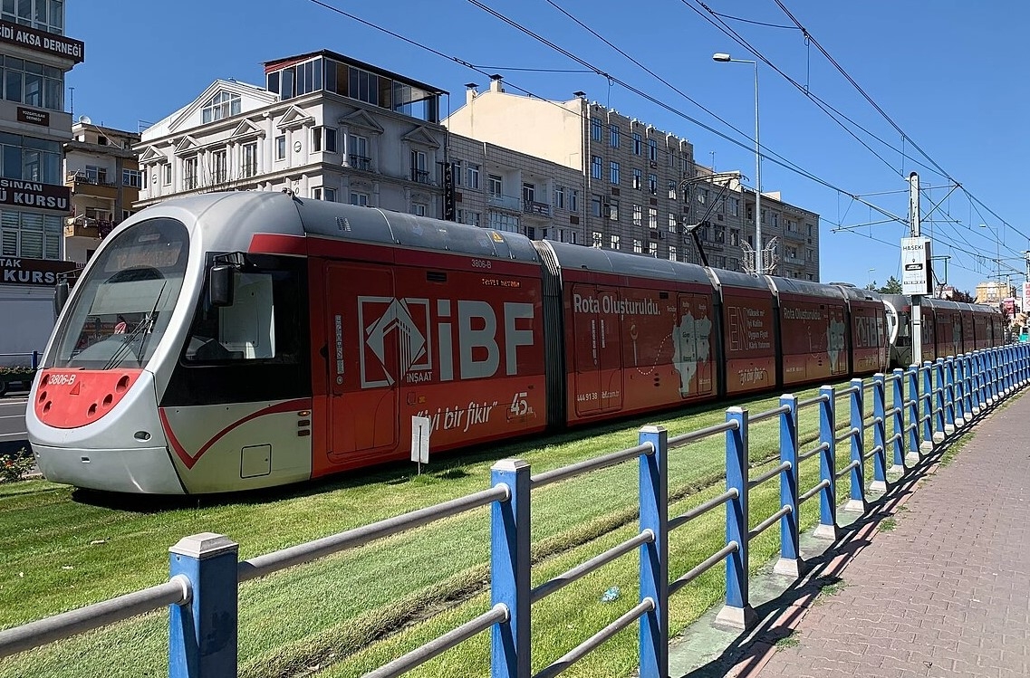 Kayseri Büyükşehir'den Milli Maça Özel Ücretsiz Ulaşım Desteği