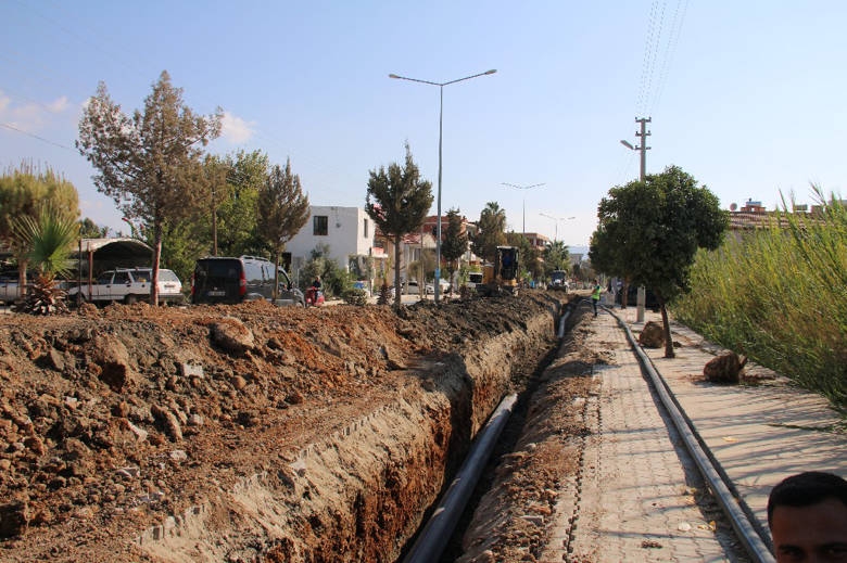 Kınık ve Ova'da 40 Yıllık İçme Suyu Hattı Yenileniyor