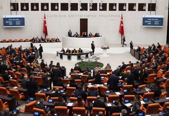 İç Güvenlik Alanında Düzenlemeler İçeren Kanun Teklifi TBMM'de Görüşülüyor