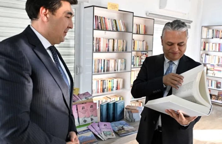 Kırgızistan, ünlü yazarın 220 yapıtını, 