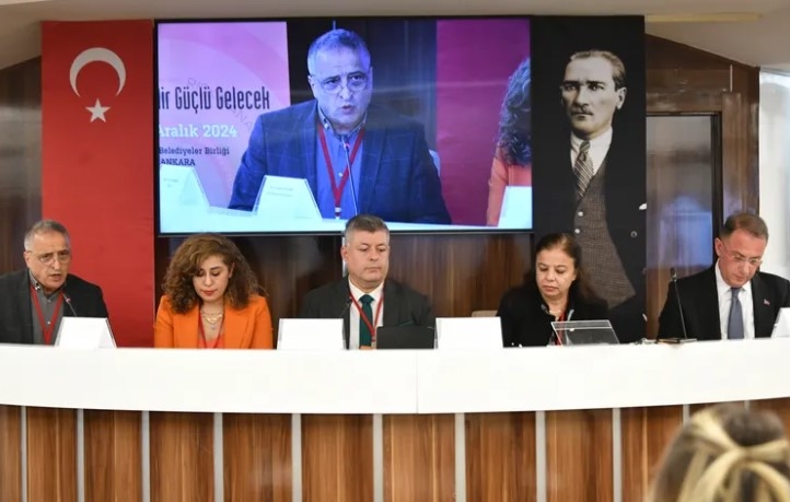 Çalık: ″Afetlere Karşı Dayanıklı Şehirler İnşa Etmek Zorundayız″