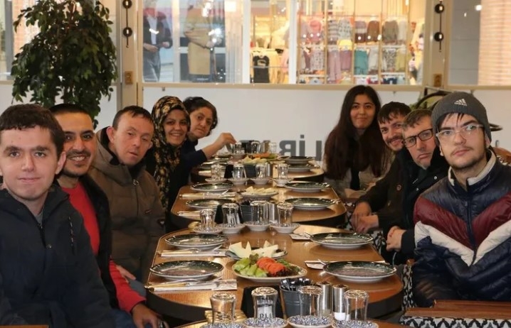 Sakarya'da Özel Bireyler İkinci Döneme Neşeli Bir Başlangıç Yaptı