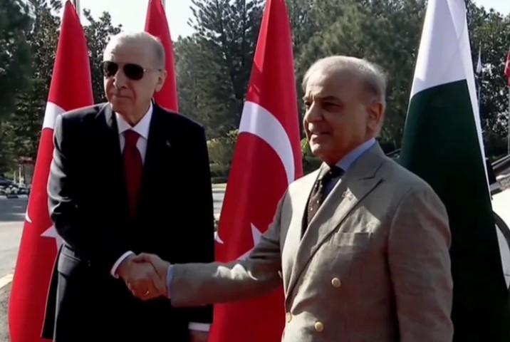 Cumhurbaşkanı Erdoğan, Resmi Ziyaret İçin Pakistan'da