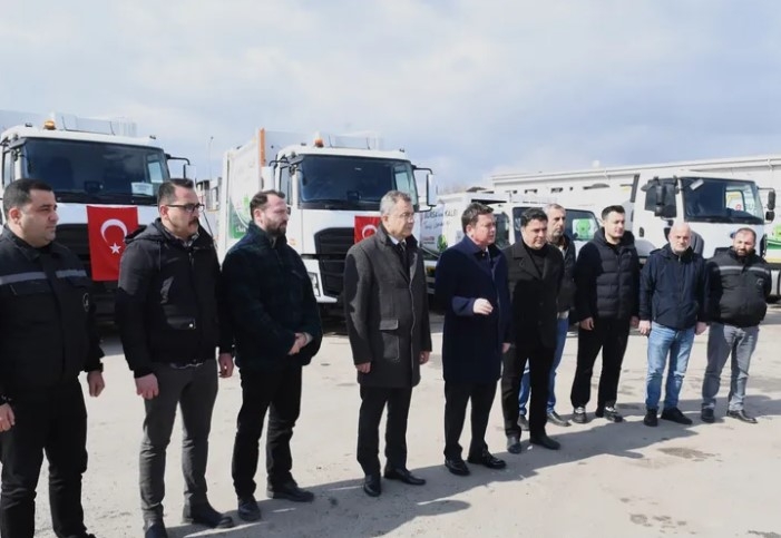Bursa Osmangazi Belediyesi, Temizlik Filosuna 17 Yeni Araç Kazandırdı