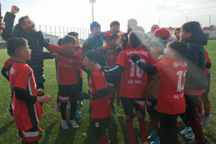 Edirne U13 Şampiyonu: Keşan Gençlerbirliği