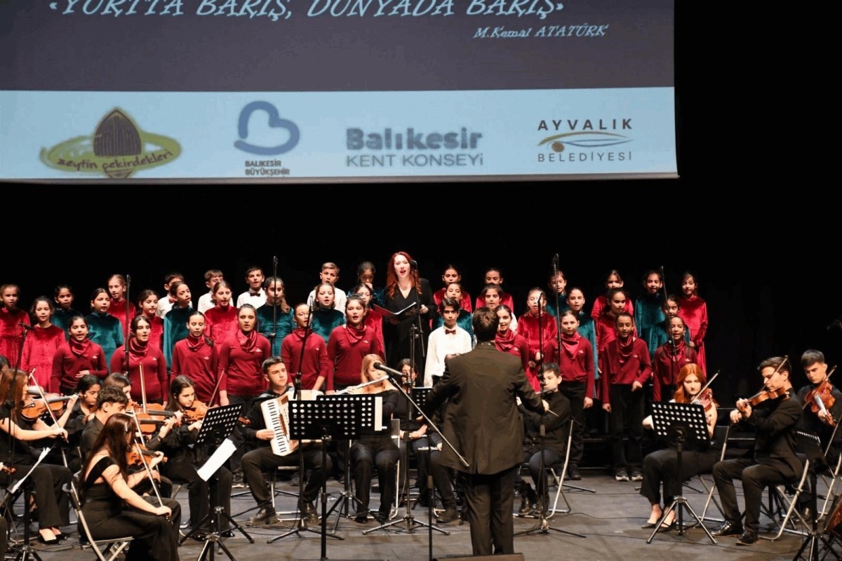 Balıkesir’de Kültür ve Sanat Etkinliklerine Büyük İlgi