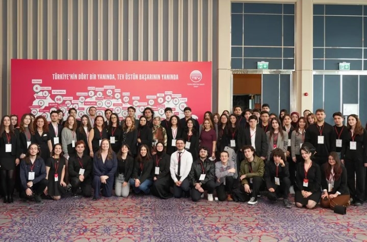 TEV Ailesi'ne 183 Başarılı Genç Daha Katıldı