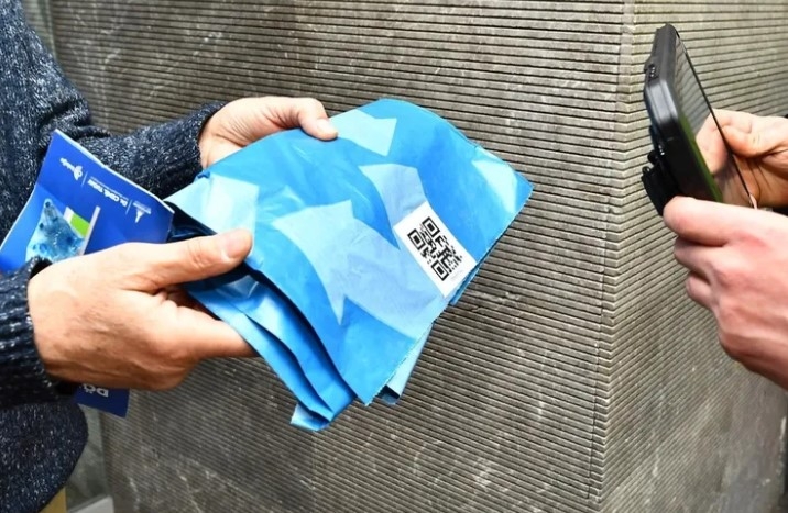 İzmir’de Atık Yönetiminde Yeni Dönem: QR Kodlu Mavi Poşet Uygulaması