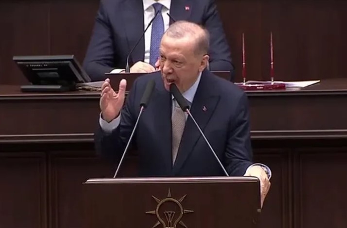 Erdoğan'dan 'Heybedeki Büyük Turp' Hatırlatması!