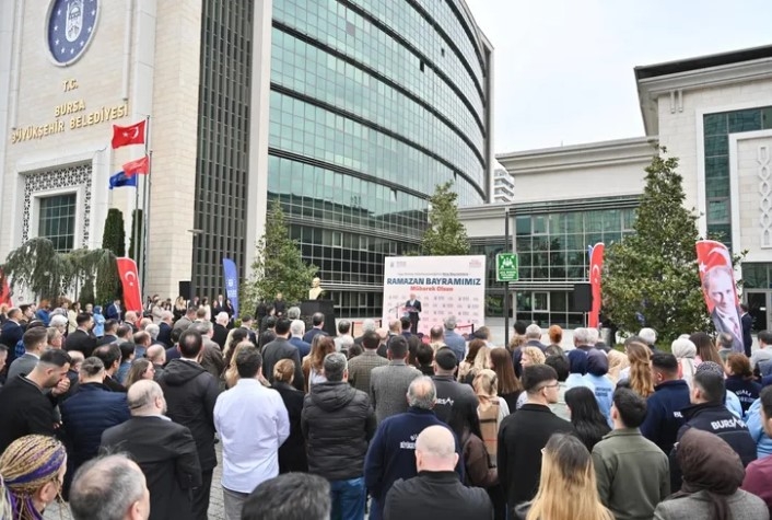 Başkan Bozbey, Büyükşehir Belediyesi Ailesiyle Bayramlaştı