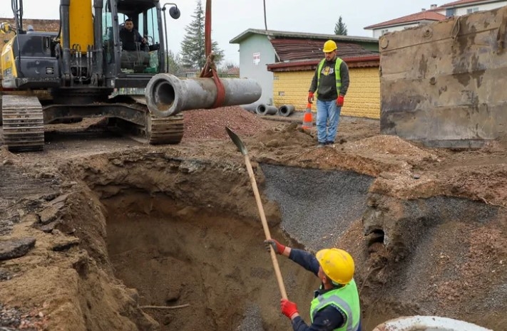 Sakarya'da Güçlü Altyapı Ağı Kuruluyor