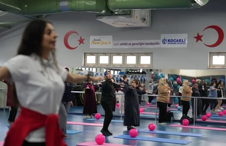 Kocaeli'de Bir Yılda 13.700 Kg Kilo Kaybı Gerçekleşti