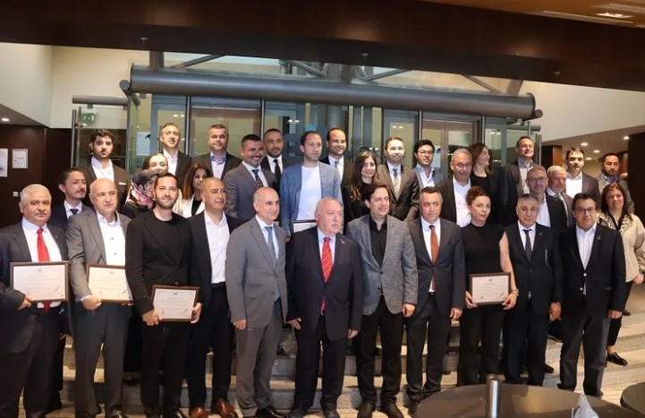 Egeli İhracatçılara Başarı Ödülleri Sunuldu