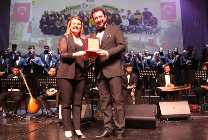 Kocaeli İzmit’te Halk Müziğiyle Coşkulu Anlar Yaşandı