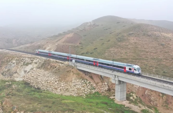 Siirt’e 34 Kilometrelik Yeni Demiryolu ile Bölgesel Kalkınmaya Güçlü Destek