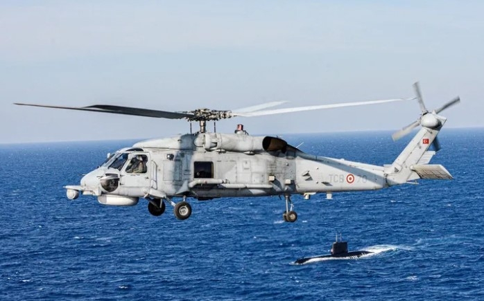 SH-70 Helikopteri Antalya Açıklarında Denize Acil İniş Yaptı!