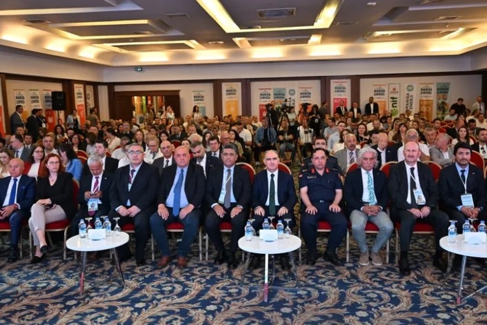 Manisa Zirvesi Başladı