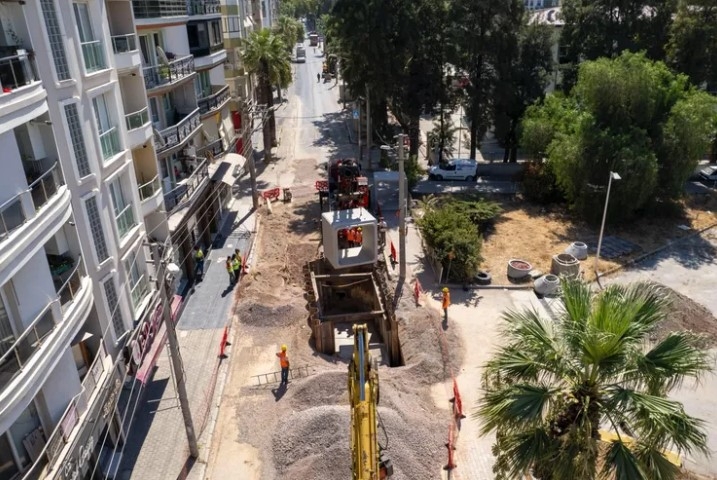 İZSU, Bir Yılda 75 Kilometrelik Yatırıma İmza Attı