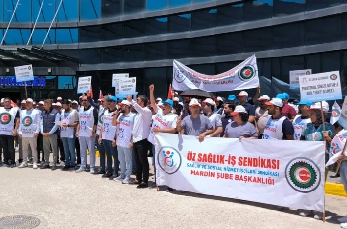 Mardin’de Sağlık Emekçilerinden Kamu Protokolüne Tepki