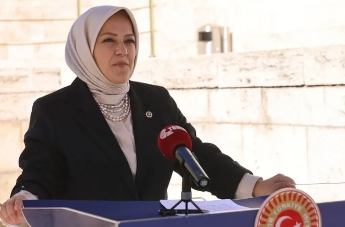 Milletvekili Ün’den Öneri:  TC Kimlik Numaraları Yenilensin!