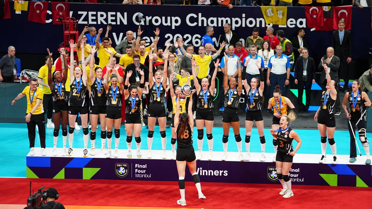 Eczacıbaşı Dynavit'i yenen VakıfBank 7. kez Avrupa Şampiyonu 