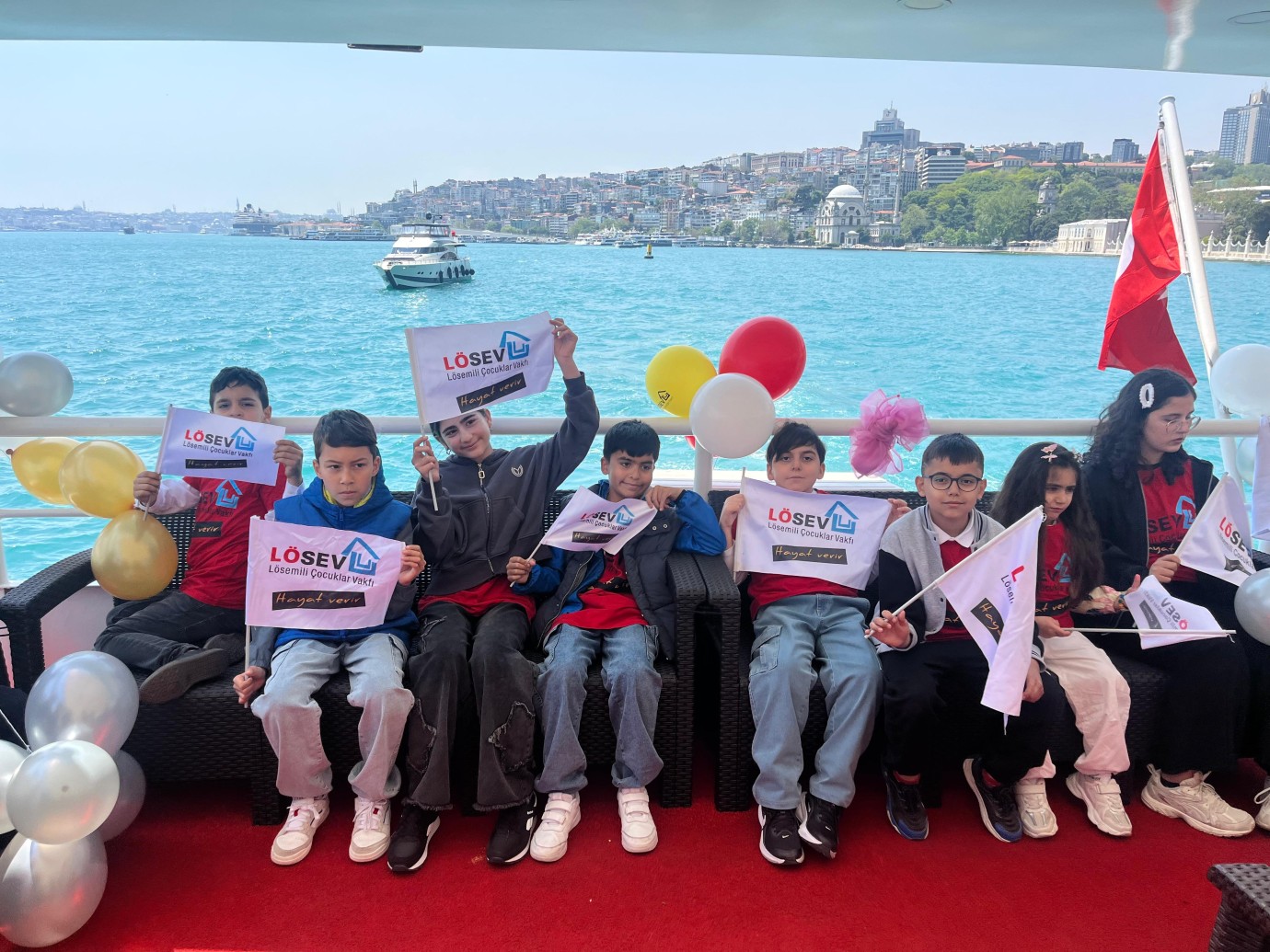 LÖSEV’İN Önderliğinde 'ULUSLARARASI LÖSEMİLİ ÇOCUKLAR HAFTASI' Coşkuyla Kutlandı!