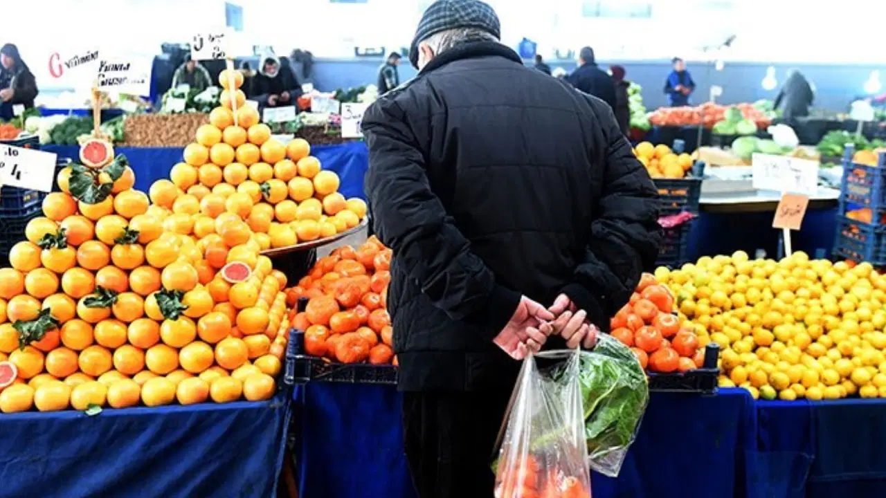 Açlık sınırı 38 bin liraya dayandı: Asgari ücretin 10 bin lira üzerine çıktı! 