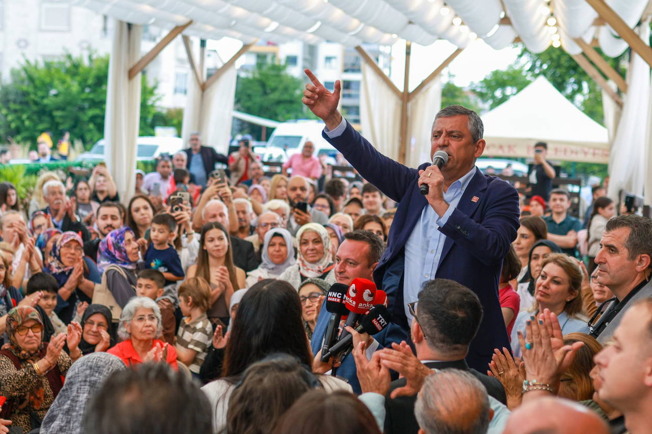 Özgür Özel video paylaştı: 'İktidar partisinin genel başkanı olarak geleceğim'