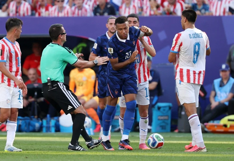 Paraguay'ı, Mbappe'nin penaltı golüyle yenen Fransa, çeyrek finalde Fas'ın rakibi oldu! 