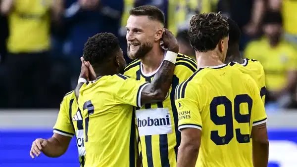 Fenerbahçe, Admira Wacker'i 5-0 yendi 