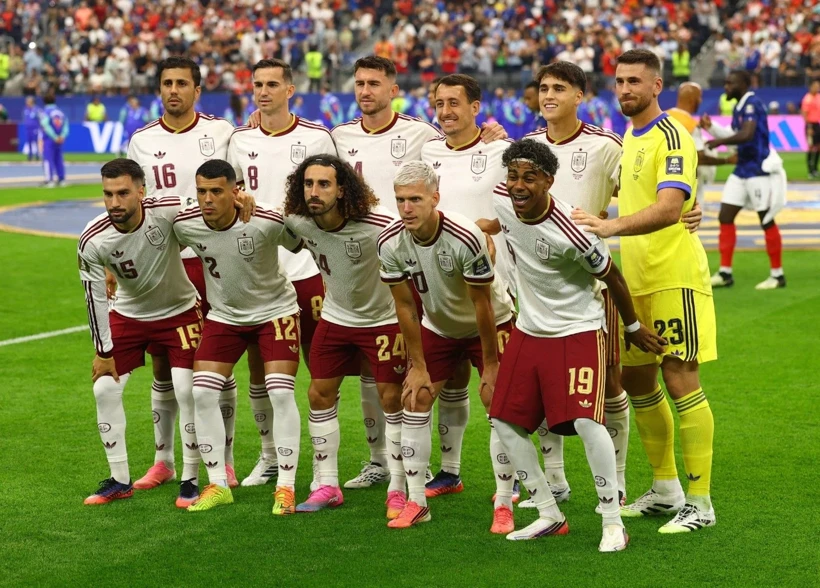 Fransa'yı yenen İSPANYA ilk finalist! 
