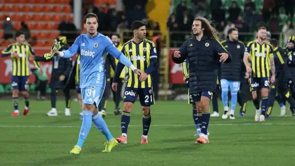 Fenerbahçe’den ayrılık iddialarına Ederson'dan Türkçe yanıt!