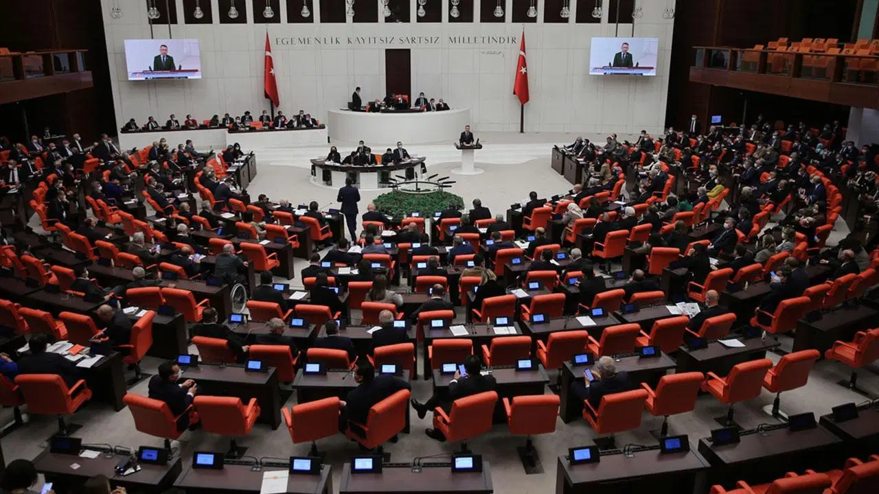 Şehit yakınları ve gazilerin haklarına yönelik düzenlemeleri içeren kanun teklifi, yasalaştı!