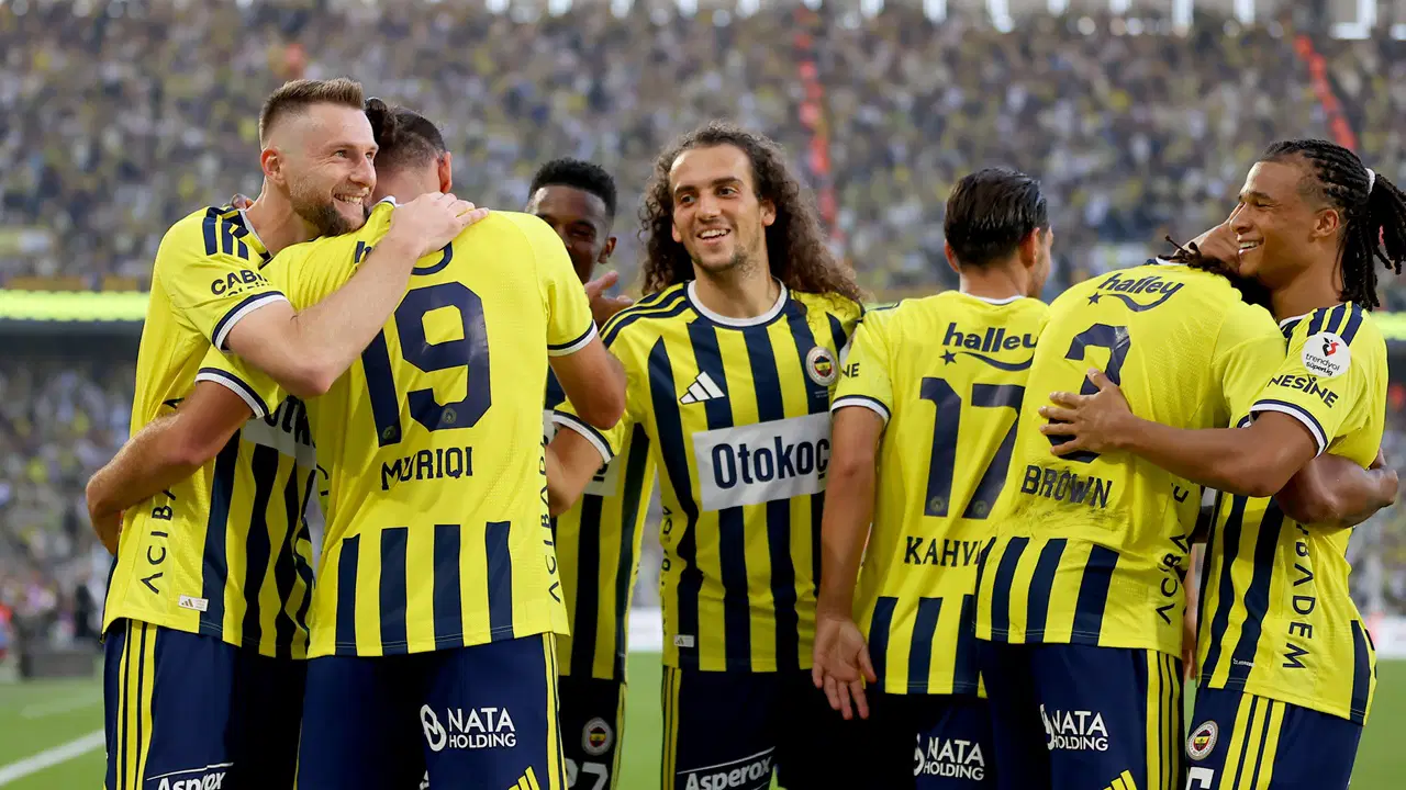 Fenerbahçe'nin 8-0'lık farklı ve tarihi yengisi Avrupa'da gündem oldu!