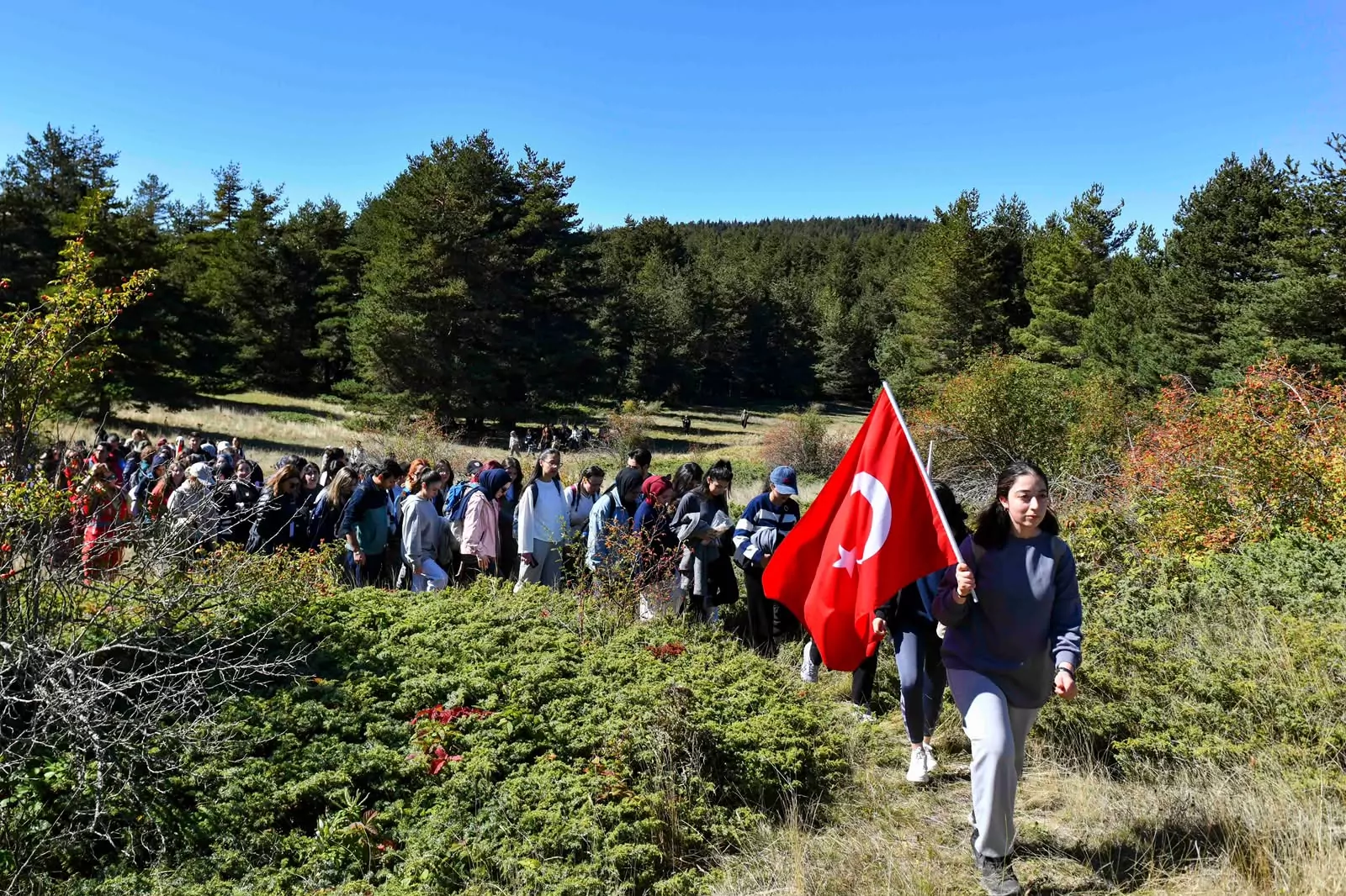 Ankara’da Üniversiteliler Doğayla Buluştu: Rota Kızılcahamam Işık Dağı ve Belpınar Yaylası