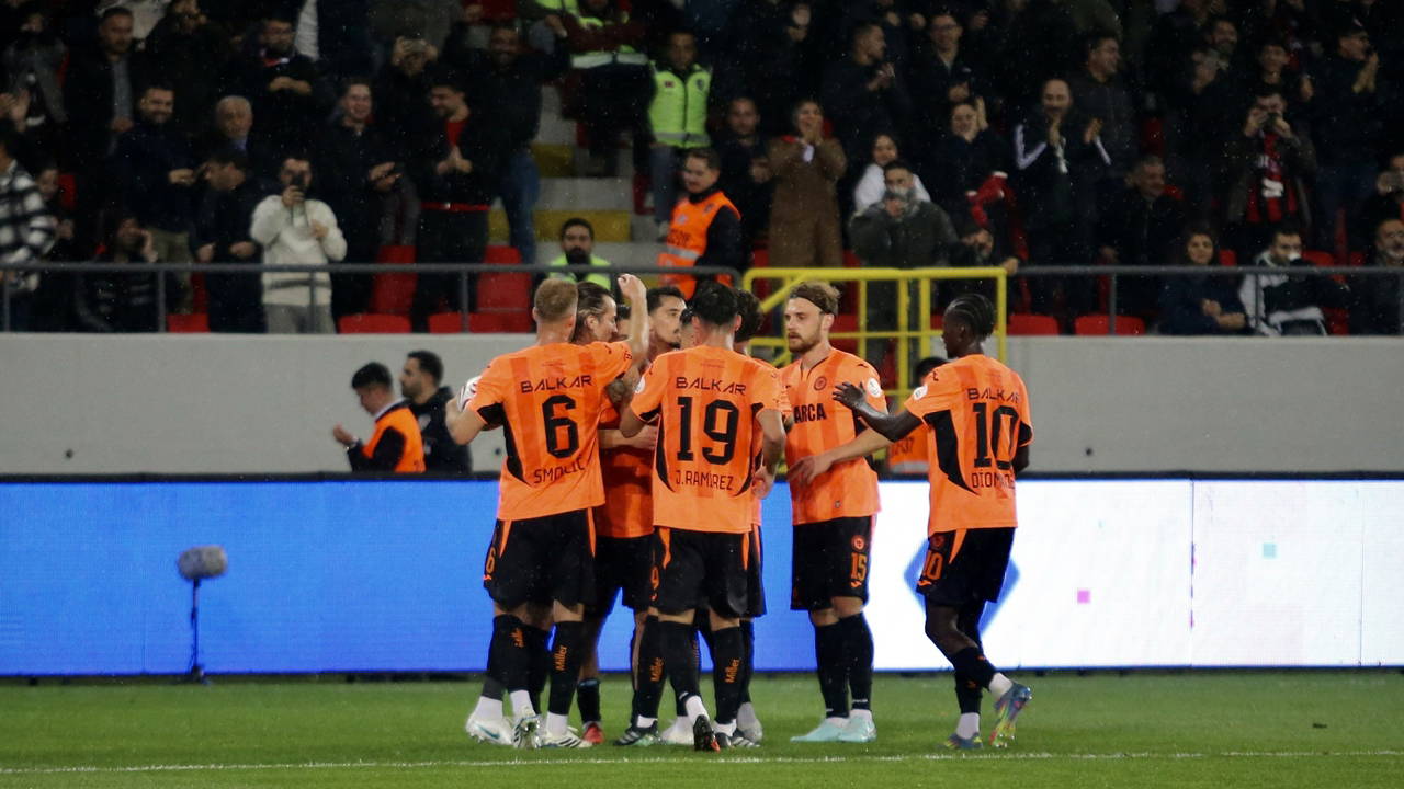 Süper Lig: Çorum FK, Çaykur Rizespor’u 2-1 yendi