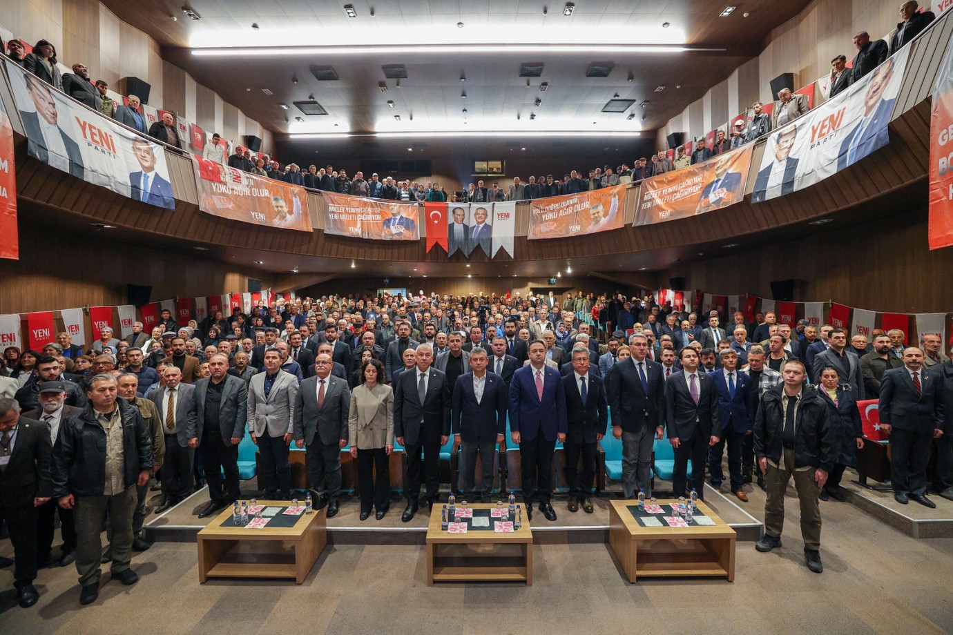 İl Başkanlığı ön seçimi açılışında konuşan ÖZEL: “YOZGAT, YANIMIZDA DİMDİK DURDU”